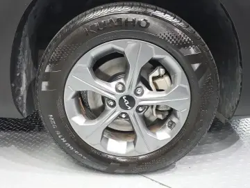 2023 Kia Seltos с пробегом 44 029 км