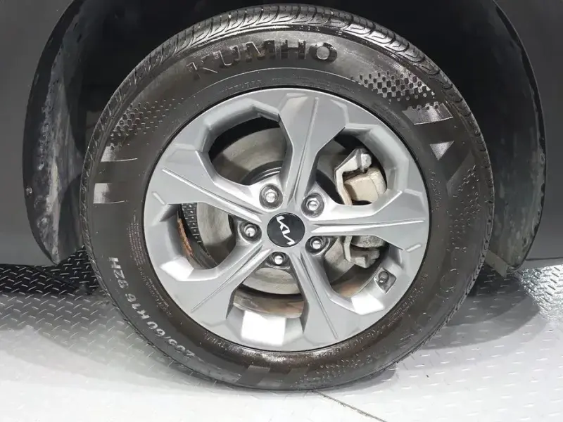 2023 Kia Seltos с пробегом 44 029 км