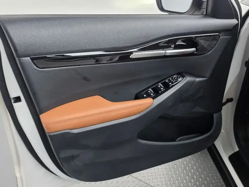 2024 Kia Seltos с пробегом 35 149 км