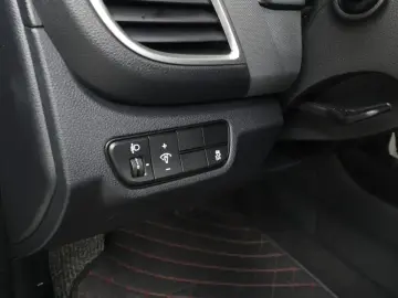 2025 Kia Seltos с пробегом 19 079 км