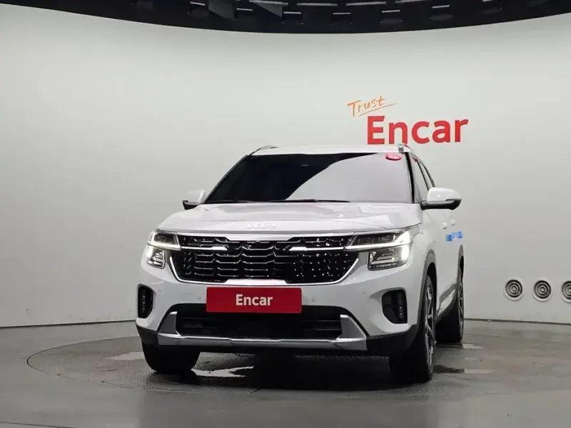 2024 Kia Seltos с пробегом 25 539 км