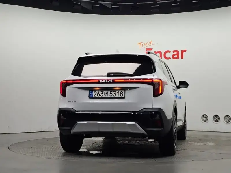 2024 Kia Seltos с пробегом 25 539 км
