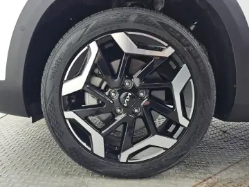 2024 Kia Seltos с пробегом 25 539 км