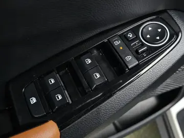 2024 Kia Seltos с пробегом 25 539 км