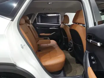2024 Kia Seltos с пробегом 25 539 км