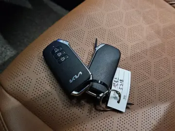 2024 Kia Seltos с пробегом 25 539 км