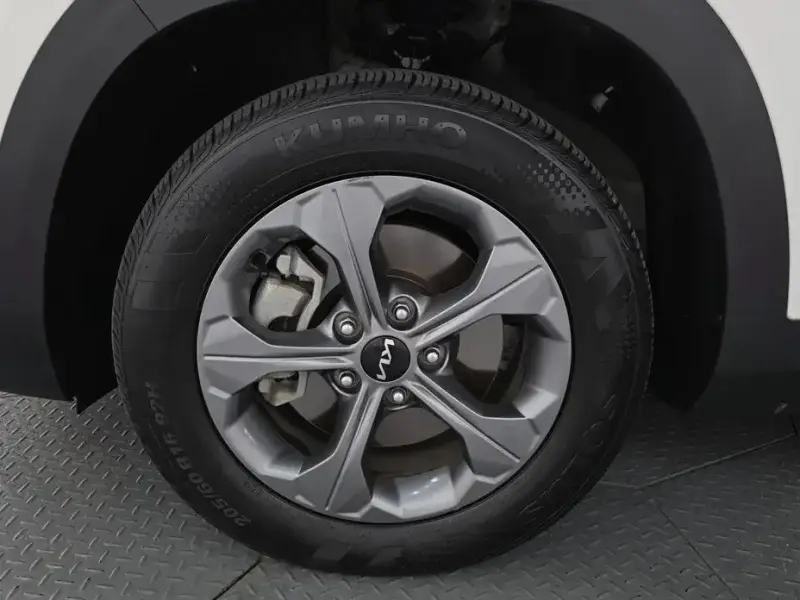 2025 Kia Seltos с пробегом 24 256 км