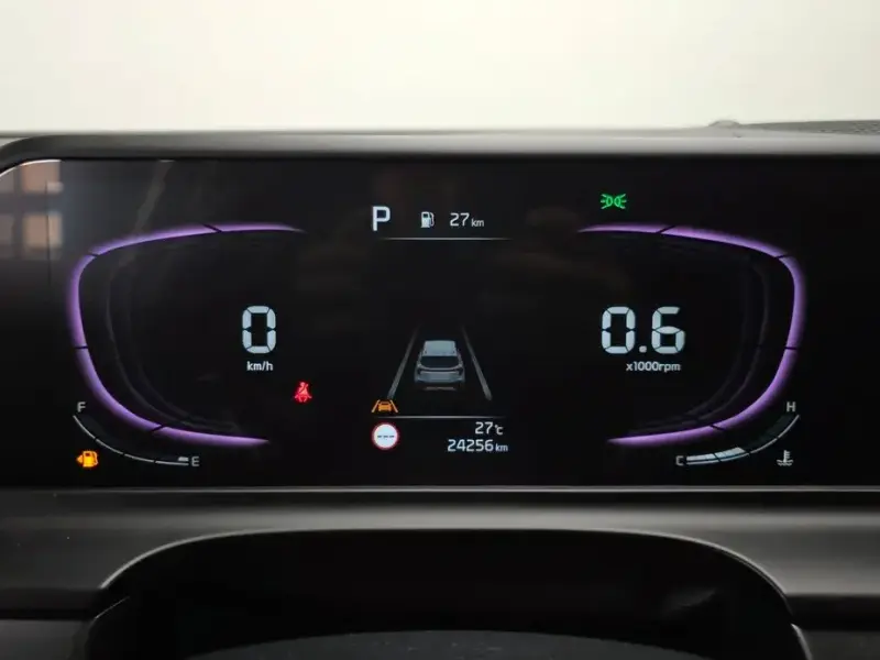 2025 Kia Seltos с пробегом 24 256 км