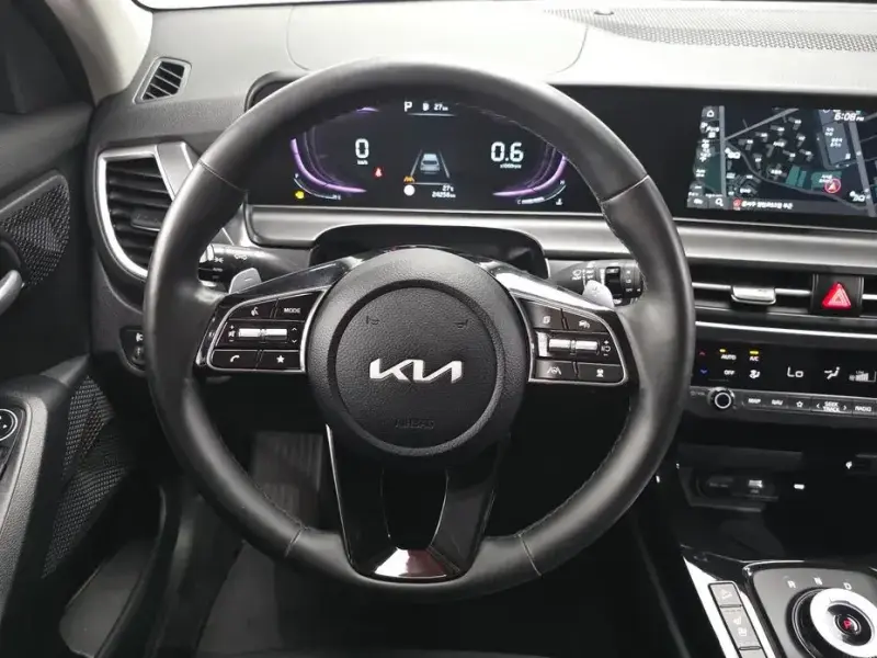 2025 Kia Seltos с пробегом 24 256 км