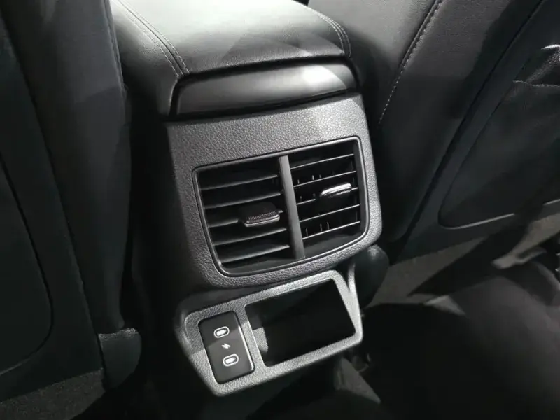 2025 Kia Seltos с пробегом 24 256 км