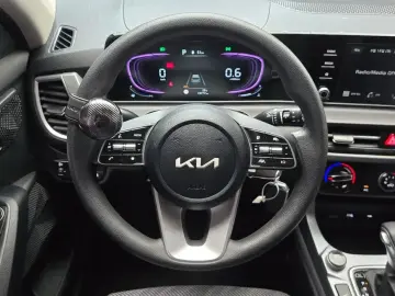 2024 Kia Seltos с пробегом 19 777 км