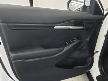 2023 Kia Seltos с пробегом 85 825 км