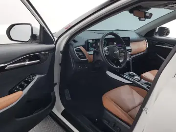 2025 Kia Seltos с пробегом 13 349 км