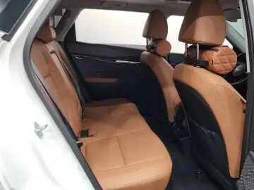 2025 Kia Seltos с пробегом 13 349 км