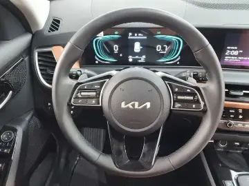 2025 Kia Seltos с пробегом 13 349 км