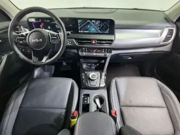 2023 Kia Seltos с пробегом 7 934 км