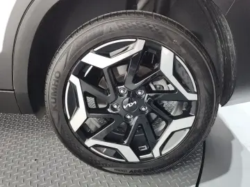 2025 Kia Seltos с пробегом 13 349 км