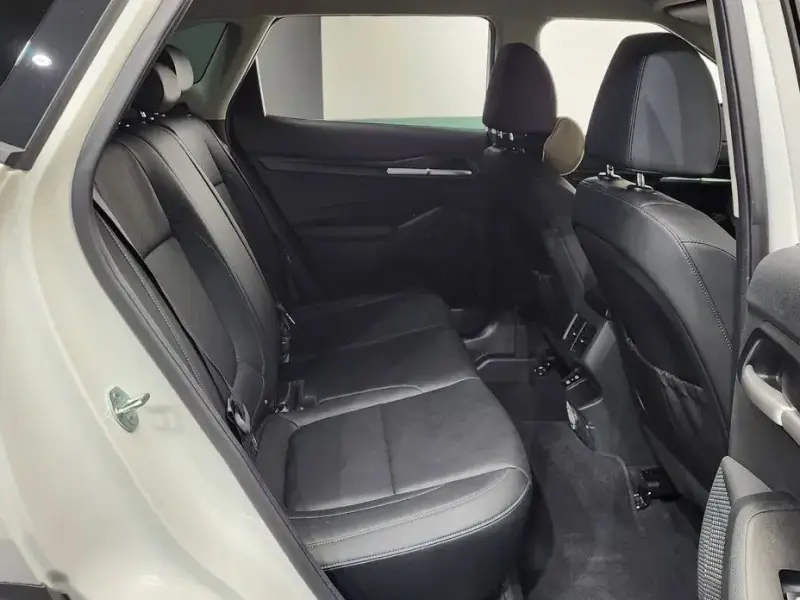 2023 Kia Seltos с пробегом 7 934 км