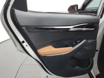 2025 Kia Seltos с пробегом 13 349 км