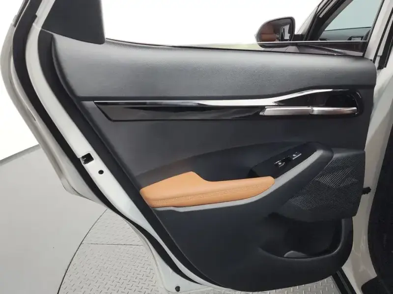 2025 Kia Seltos с пробегом 13 349 км