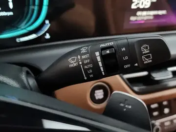 2025 Kia Seltos с пробегом 13 349 км