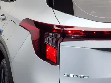 2023 Kia Seltos с пробегом 7 934 км