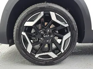 2023 Kia Seltos с пробегом 44 603 км