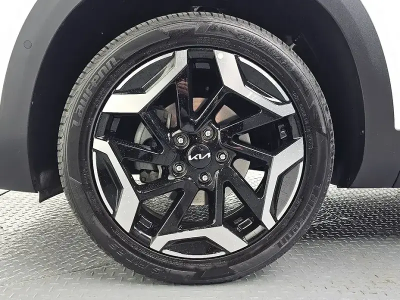2023 Kia Seltos с пробегом 44 603 км