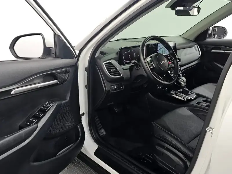 2023 Kia Seltos с пробегом 47 661 км