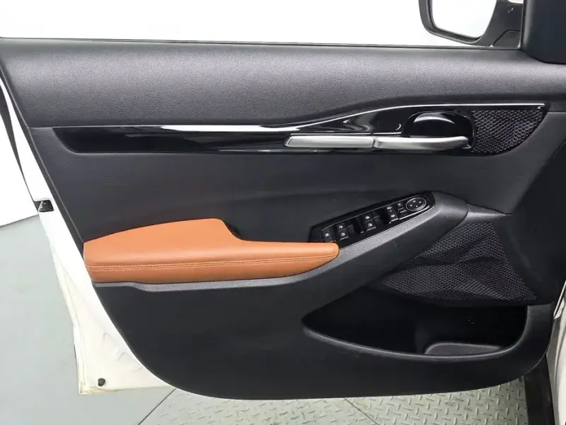 2023 Kia Seltos с пробегом 95 071 км