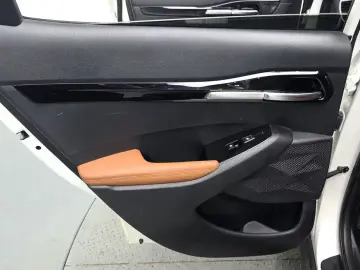 2023 Kia Seltos с пробегом 95 071 км