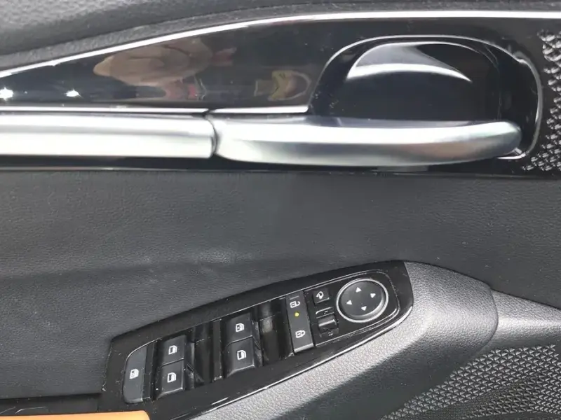 2023 Kia Seltos с пробегом 95 071 км