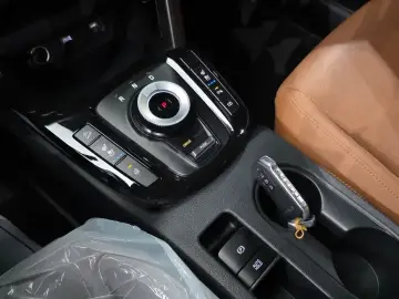 2023 Kia Seltos с пробегом 48 016 км