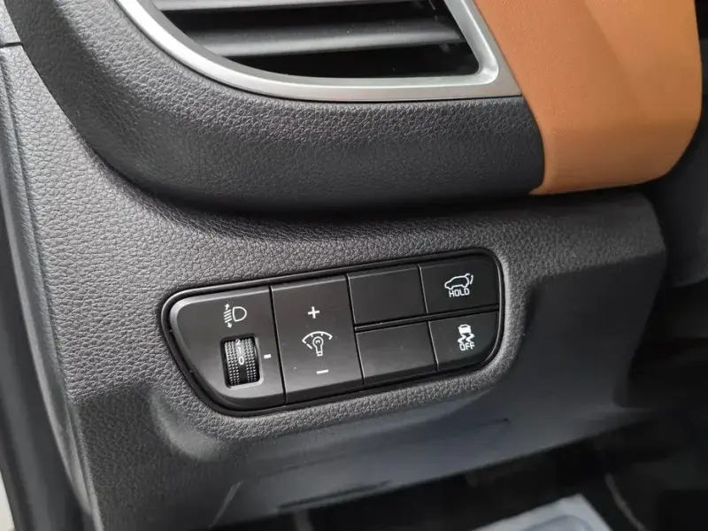 2023 Kia Seltos с пробегом 48 016 км