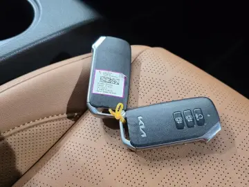 2023 Kia Seltos с пробегом 48 016 км