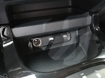 2023 Kia Seltos с пробегом 48 016 км