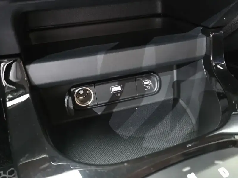 2023 Kia Seltos с пробегом 48 016 км