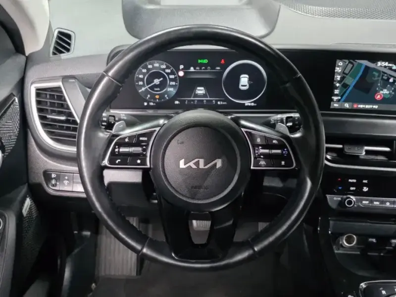 2022 Kia Seltos с пробегом 37 615 км