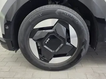 2023 Kia EV9 с пробегом 69 670 км