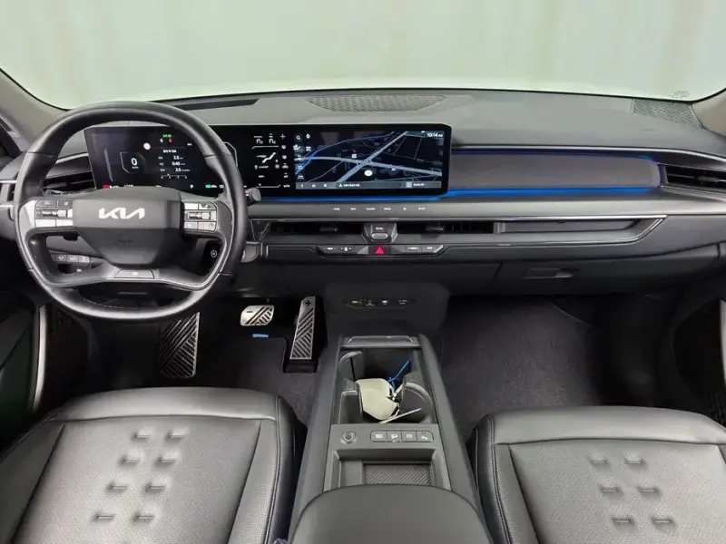 2023 Kia EV9 с пробегом 69 670 км