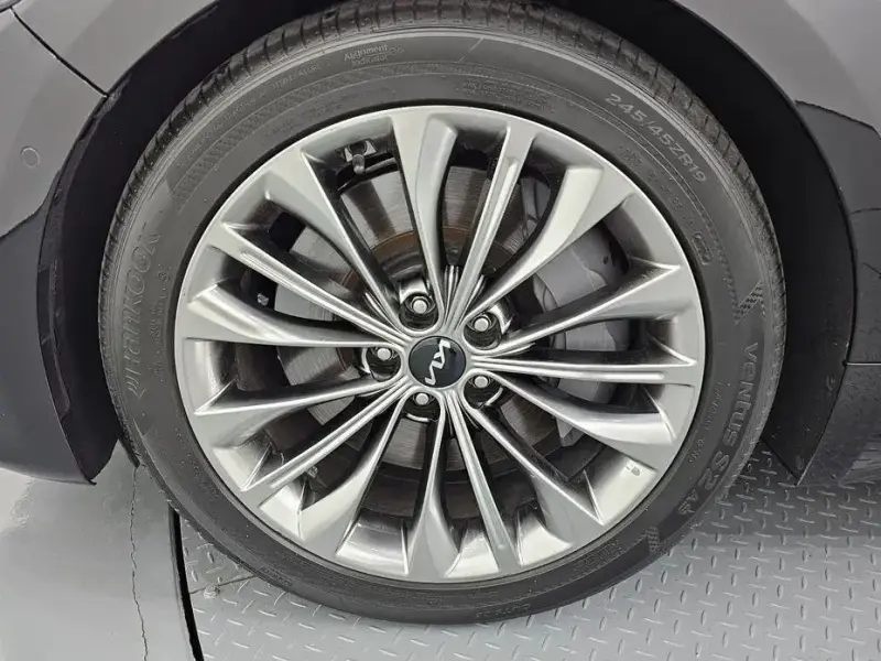 2023 Kia K9 с пробегом 91 500 км
