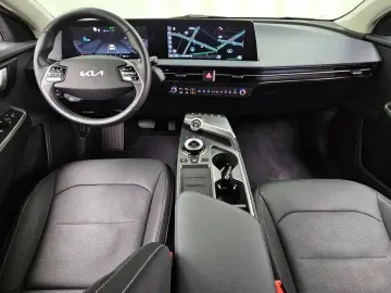 2022 Kia EV6 с пробегом 26 642 км