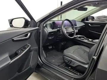 2022 Kia EV6 с пробегом 26 642 км