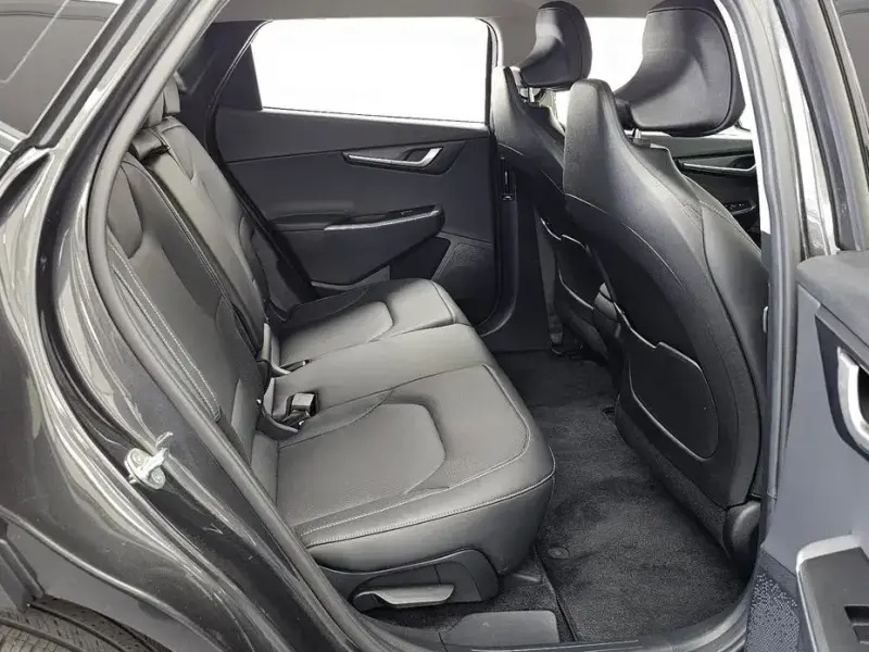 2022 Kia EV6 с пробегом 26 642 км