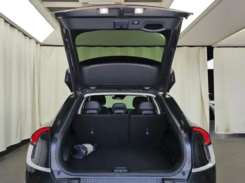 2022 Kia EV6 с пробегом 26 642 км