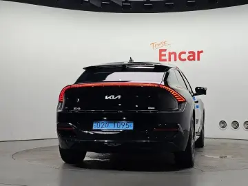 2023 Kia EV6 с пробегом 51 885 км