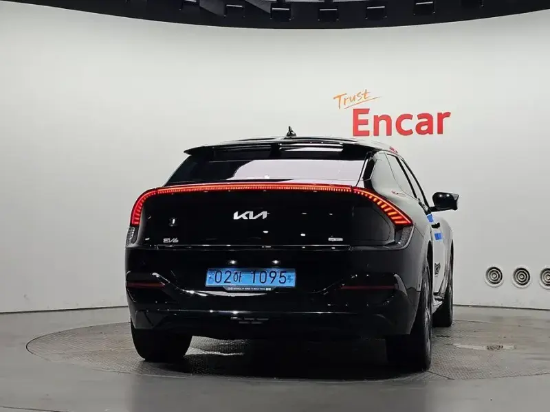 2023 Kia EV6 с пробегом 51 885 км