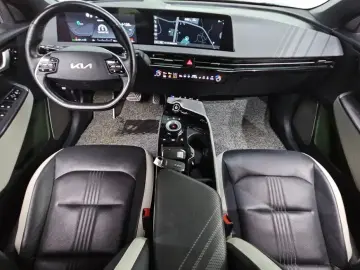 2023 Kia EV6 с пробегом 51 885 км