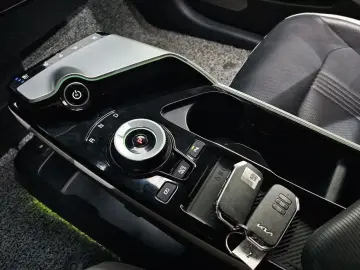 2023 Kia EV6 с пробегом 51 885 км