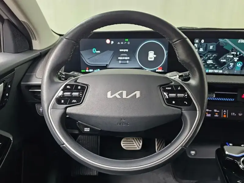 2022 Kia EV6 с пробегом 84 342 км